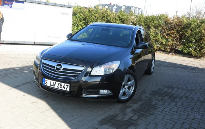 łódzkie Opel Insignia cena 20990 przebieg: 250000, rok produkcji 2011 z Zabłudów